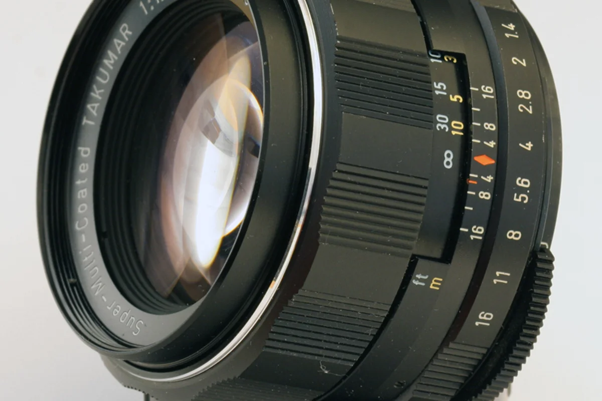 Асахи Пентакс SMC Takumar 50mm f/1.4 — один из самых известных радиоактивных объективов